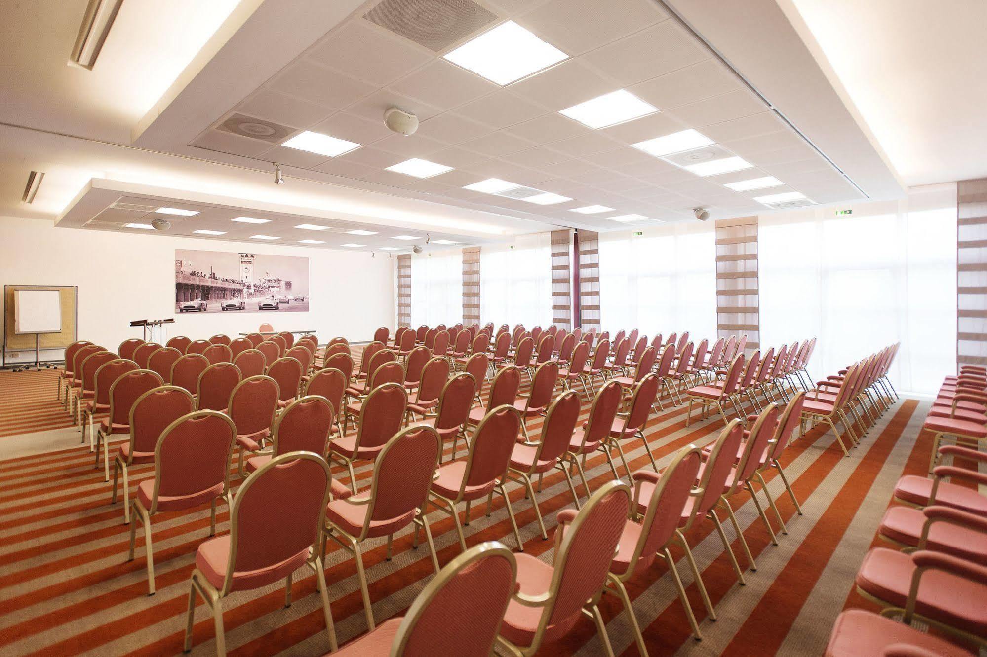 Elaya Hotel Stuttgart Ludwigsburg Ehemals Abacco By Rilano 코른탈뮨힌겐 외부 사진